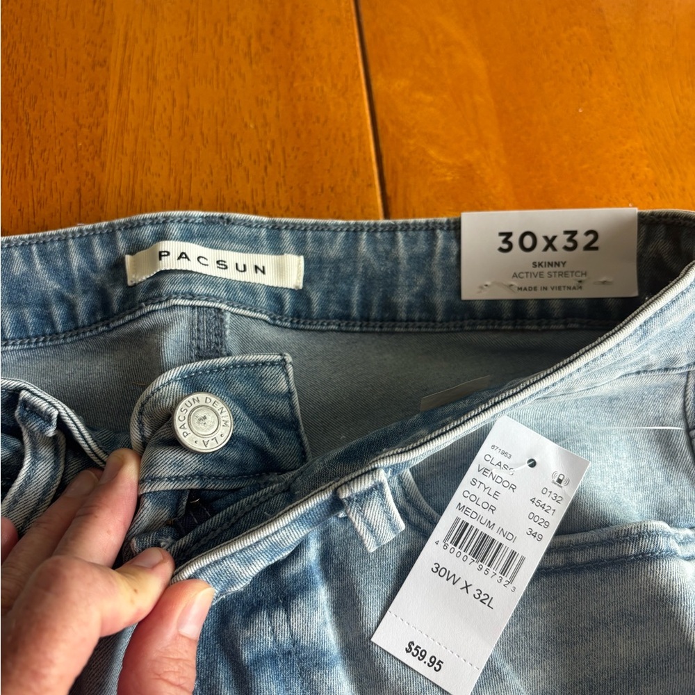 PacSun Ripped Light Gray Skinny Jeans - Picture 2 of 3